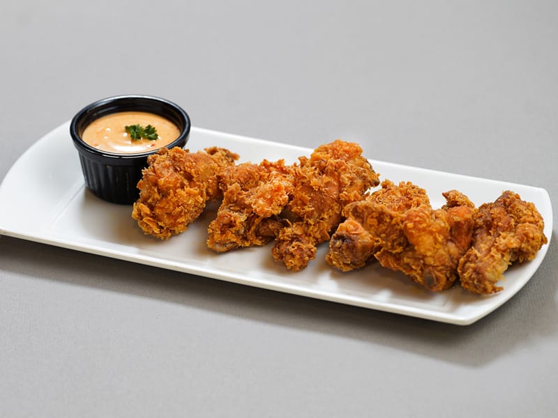 Hot Wings, Crispy chicken wings with mayo dip, Sufraq Karachi
